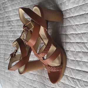 Liz Claiborne braided brown chunky summer heel size 8.5
